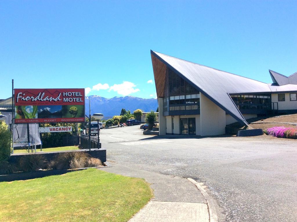 Fiordland Hotel Te Anau Exterior photo